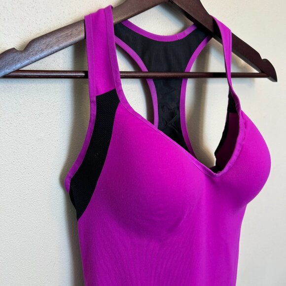 Victoria's Secret VSX Women's Purple Athletic Top Padded Cups Racerback Size 36C - Picture 2 of 15
